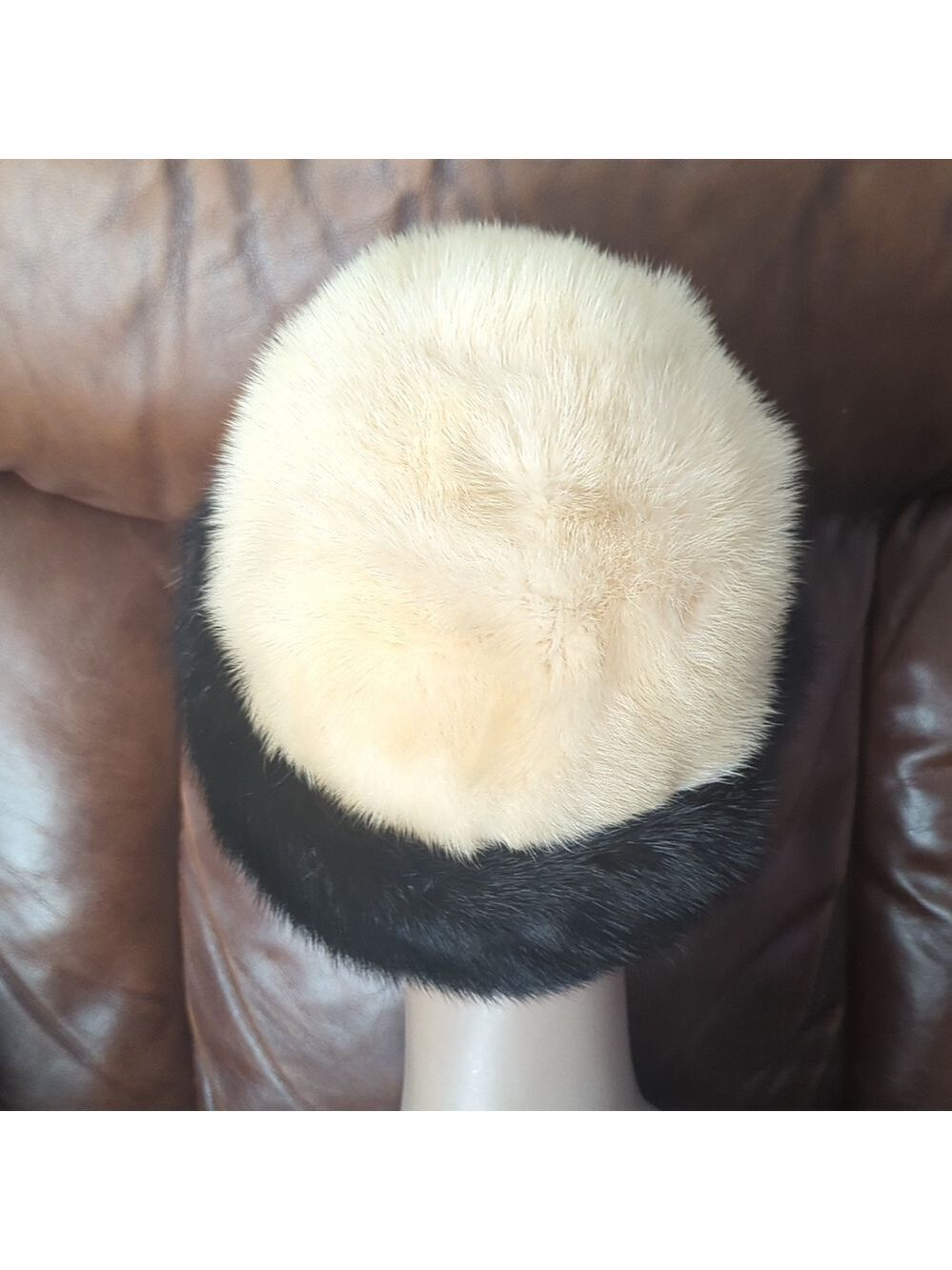 Vintage Samuel Grossman Fur Hat - Picture 3 of 8